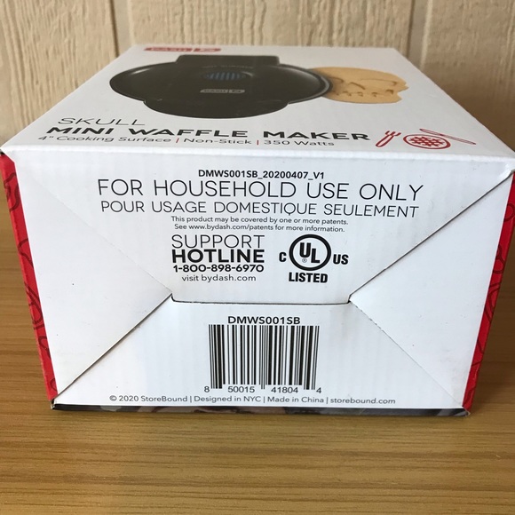 Dash Skull Mini Waffle Maker! Brand New! SHIMMER BLACK - Picture 3 of 11